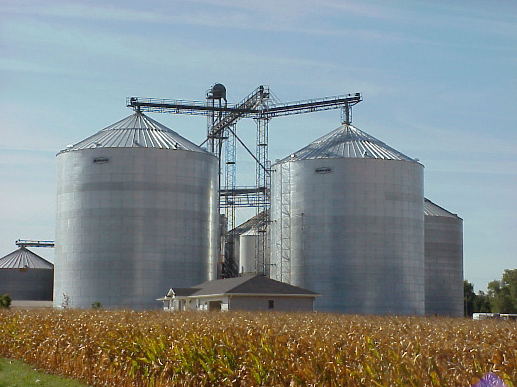 Brock-grain-bins-1 - Chester Inc.